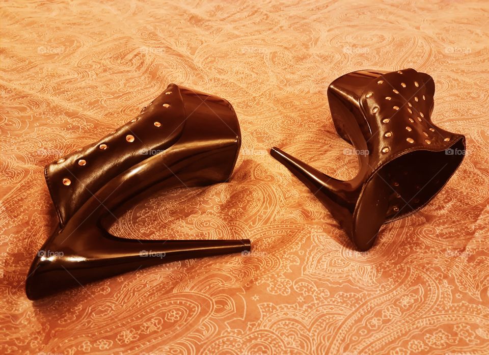 sexy high heel platform shoes, a good start to a romantic evening