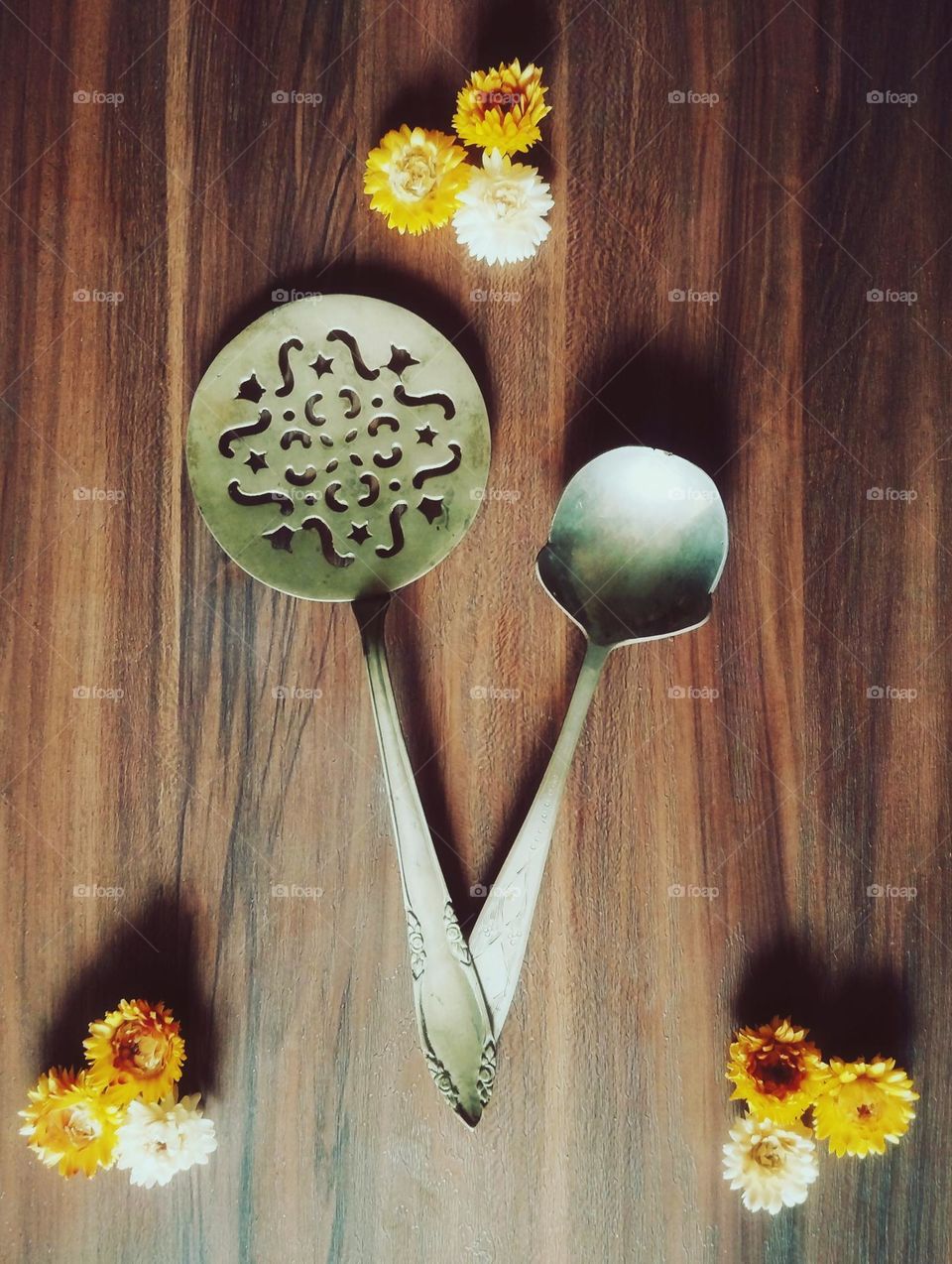 Good old days, my mom gave me these antique spatula and large spoon she told that her grandma used to count the moments to see them and serve her grandchildren's favorite dishes with these two precious souvenirs to get a new life from her cooking