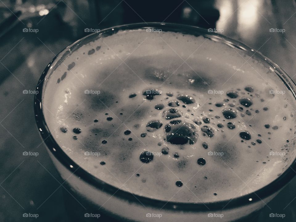 Beer foam in black and white 