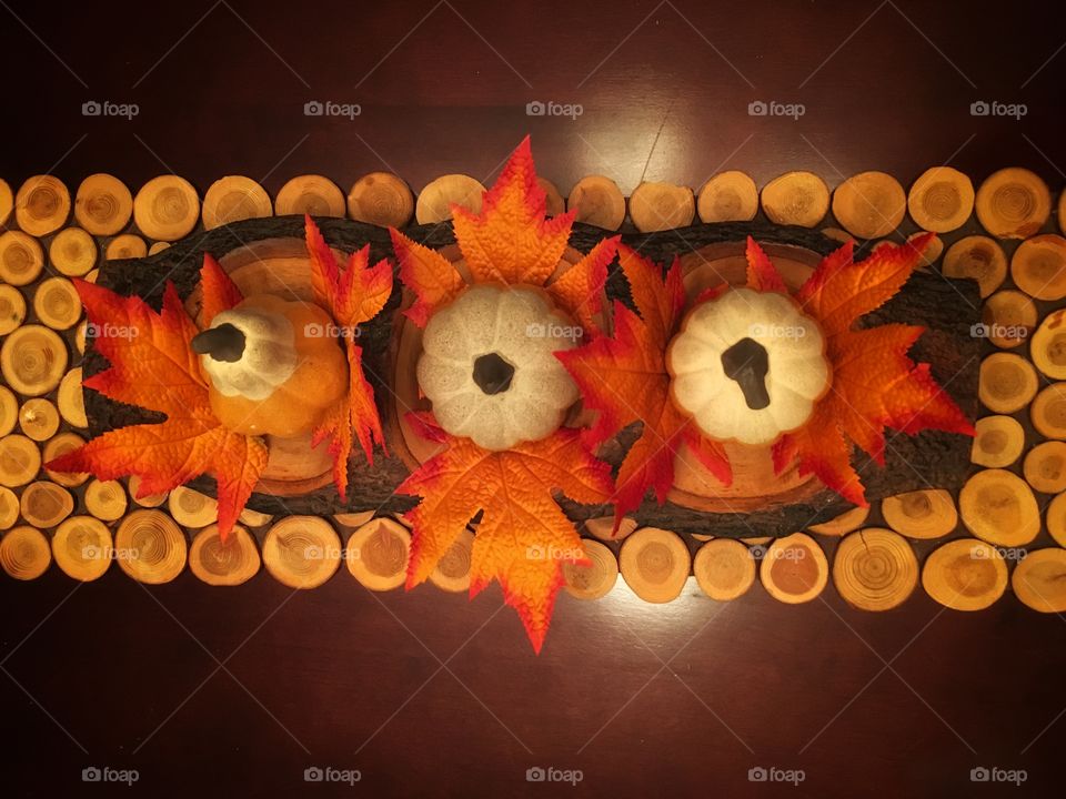 Fall Halloween pumpkin table runner