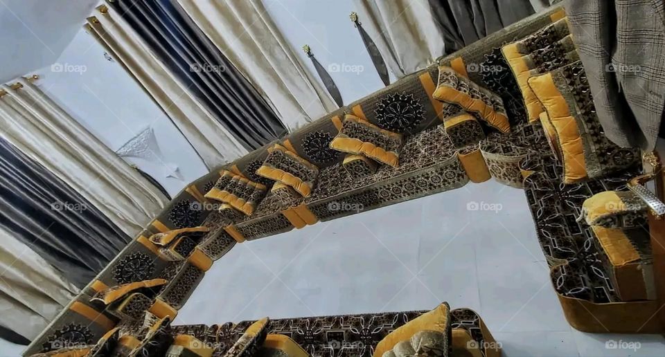 A very beautiful picture, and there is no better picture than it. There is no better picture of green herbs and colorful, red and white roses than it. Glory be to God, the natural and picturesque view, and there is no more