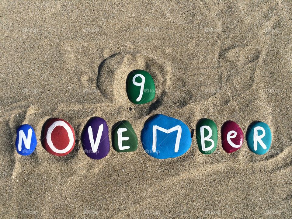 9 November on stones