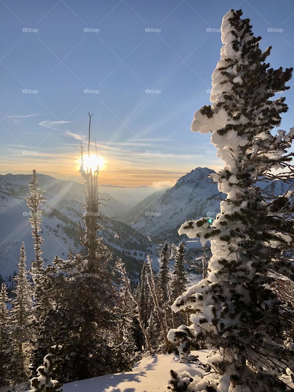 A frosty sunset hike can sometimes soothe the soul, with fresh powder turns on the way down as a bonus ⛷️