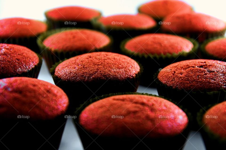 freshly baked red velvet cupcakes