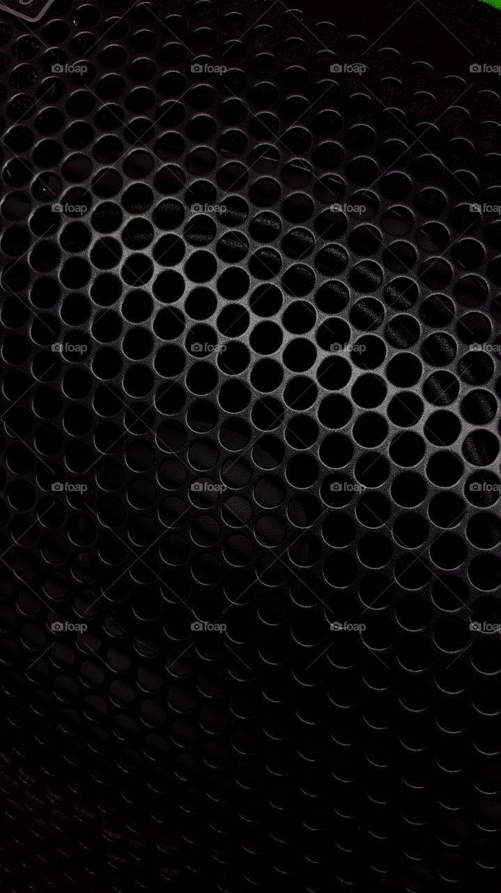 audio sieve black