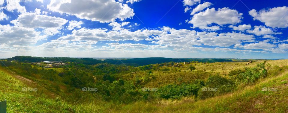 Gosto demais da região do Interior formada por Jundiaí, Cabreuva, Salto e Itu. 
Dá para não sentir inspiração com esse visual da natureza?