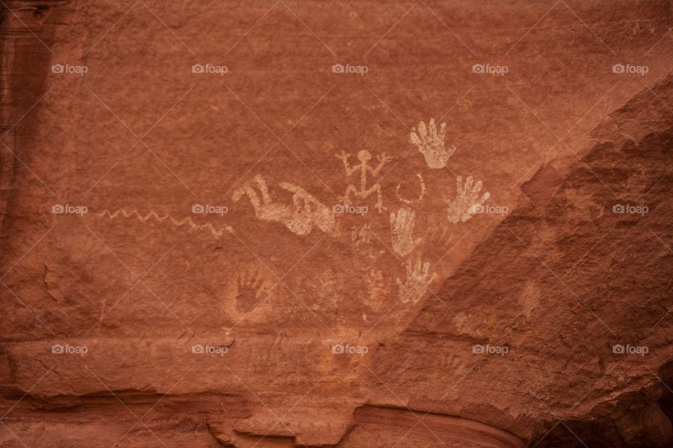 Cliff dwellers drawings