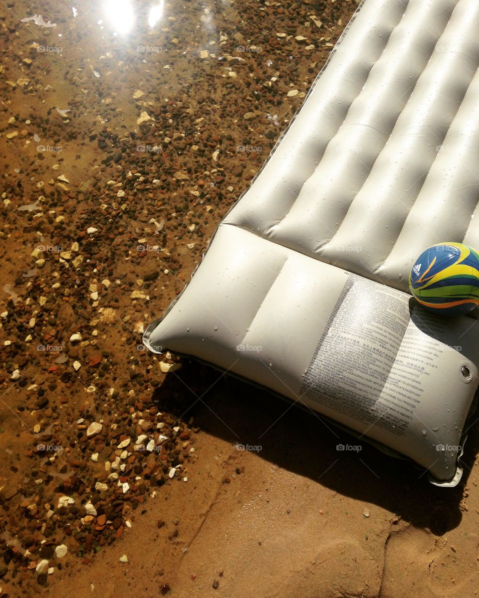 inflatable mattress