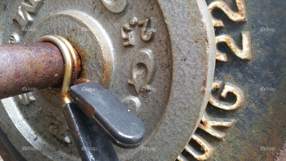 rusty weight