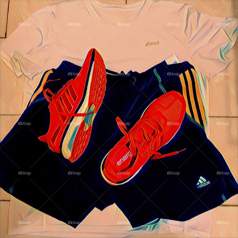 🏃‍♂️ 🇺🇸 Good Morning!  Everything ready to sweat the shirt. Let's go for a good morning jog?  Running is good for your health! / 🇧🇷 Bom dia! Tudo pronto para suar a camisa. Vamos para um bom cooper matinal? Correr faz bem para a saúde! 