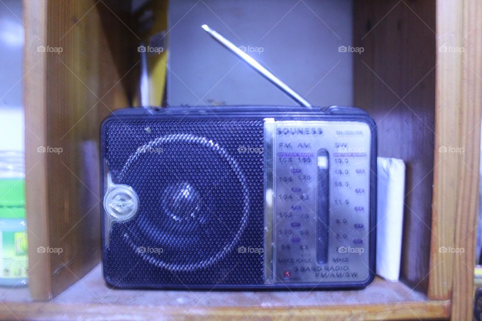 Radio transistor