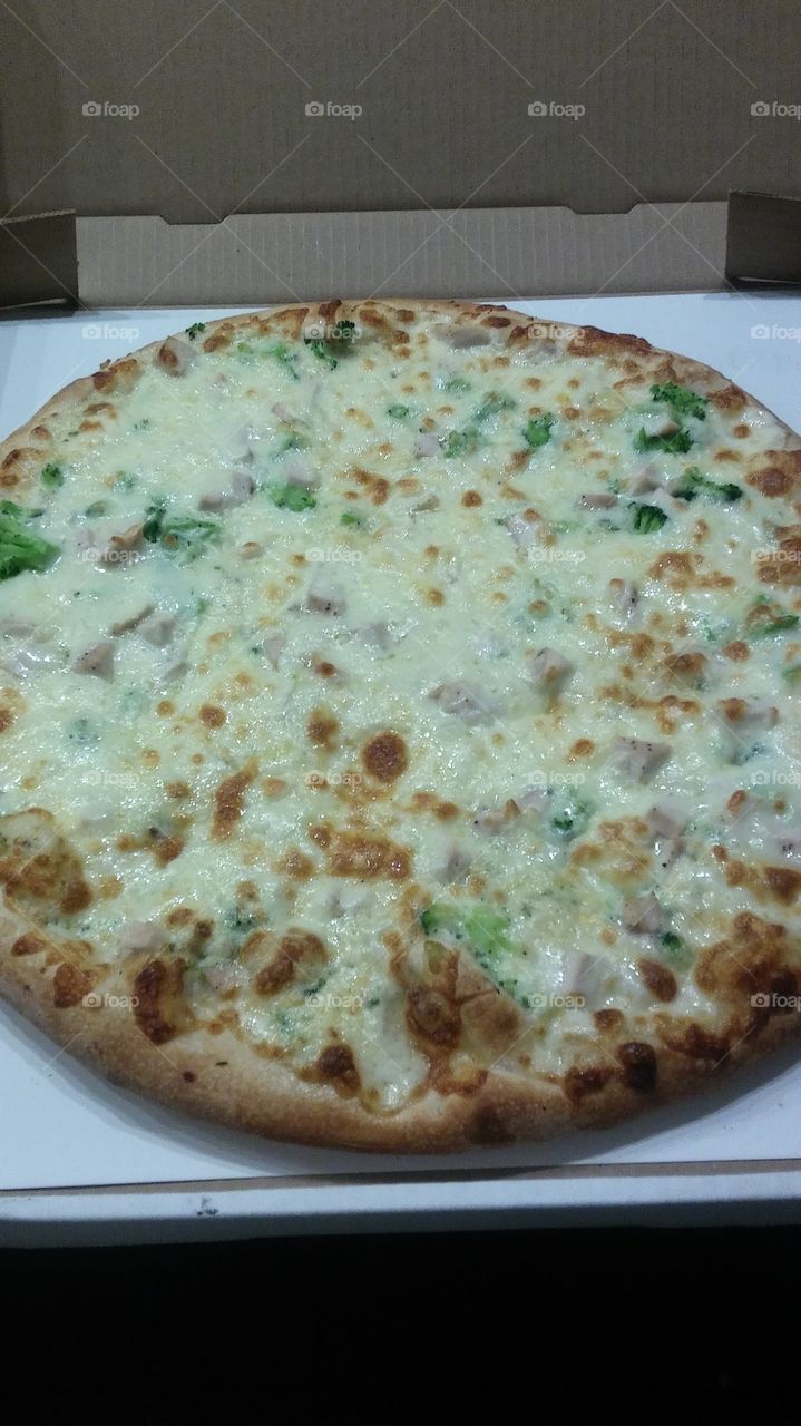 chicken broccoli Alfredo