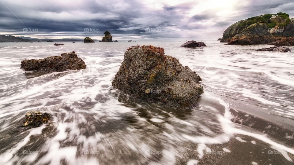 Wave splashing in the beach