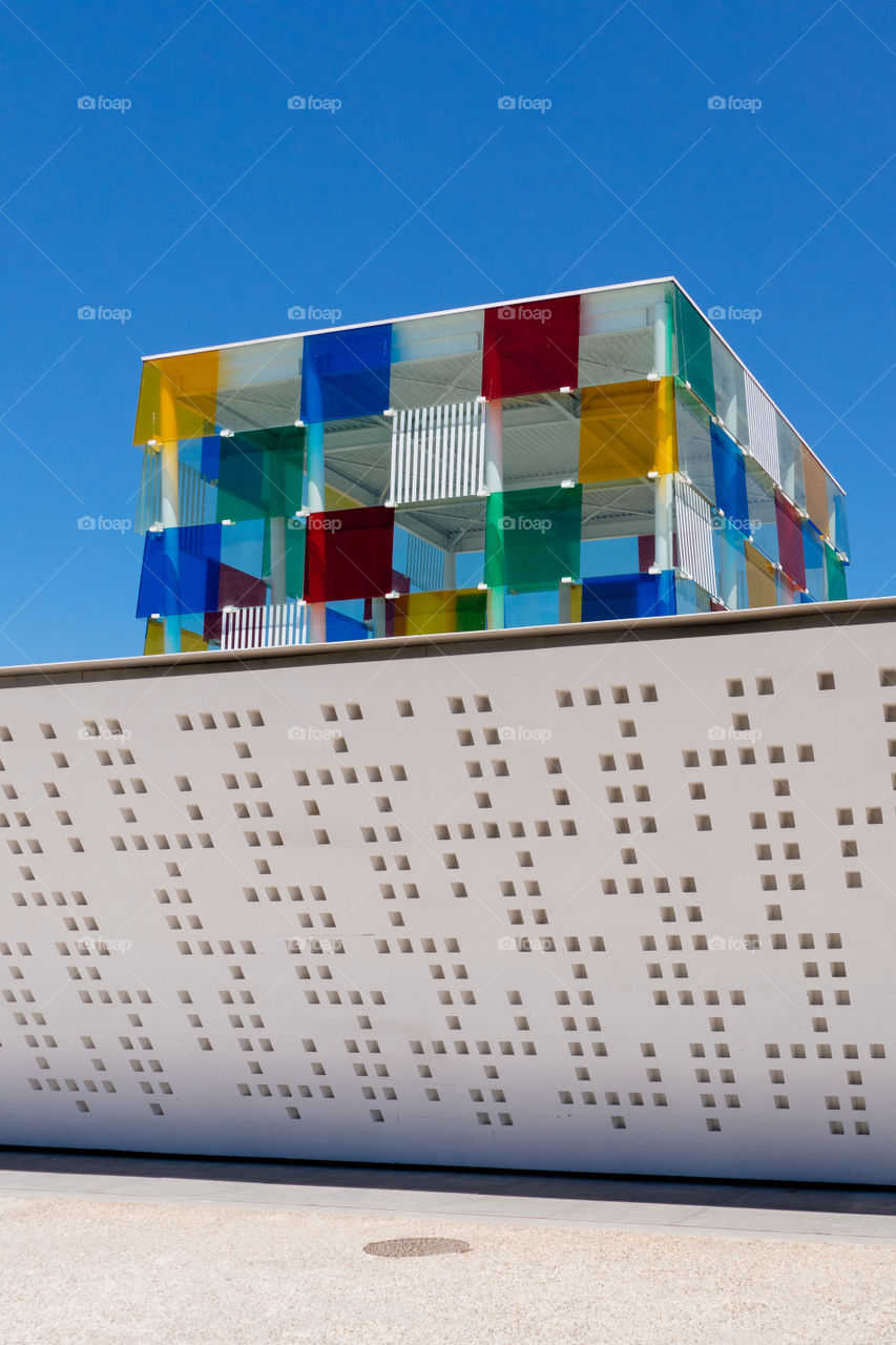 Playful art museum squares