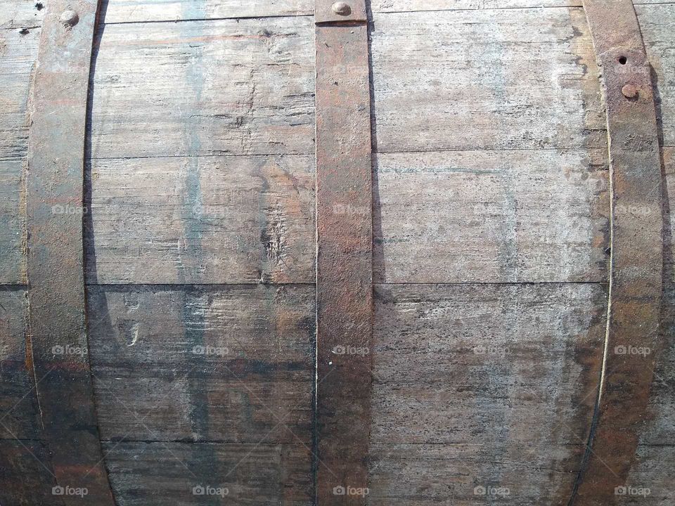 wooden barrel