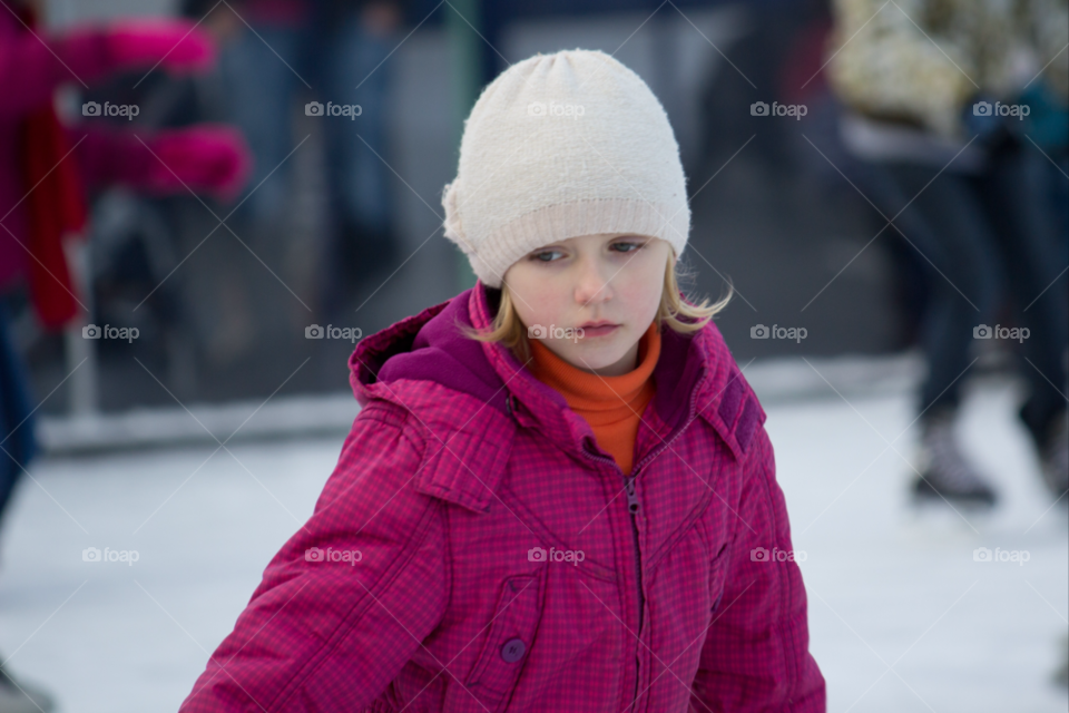 winter girl young pretty by ventanamedia