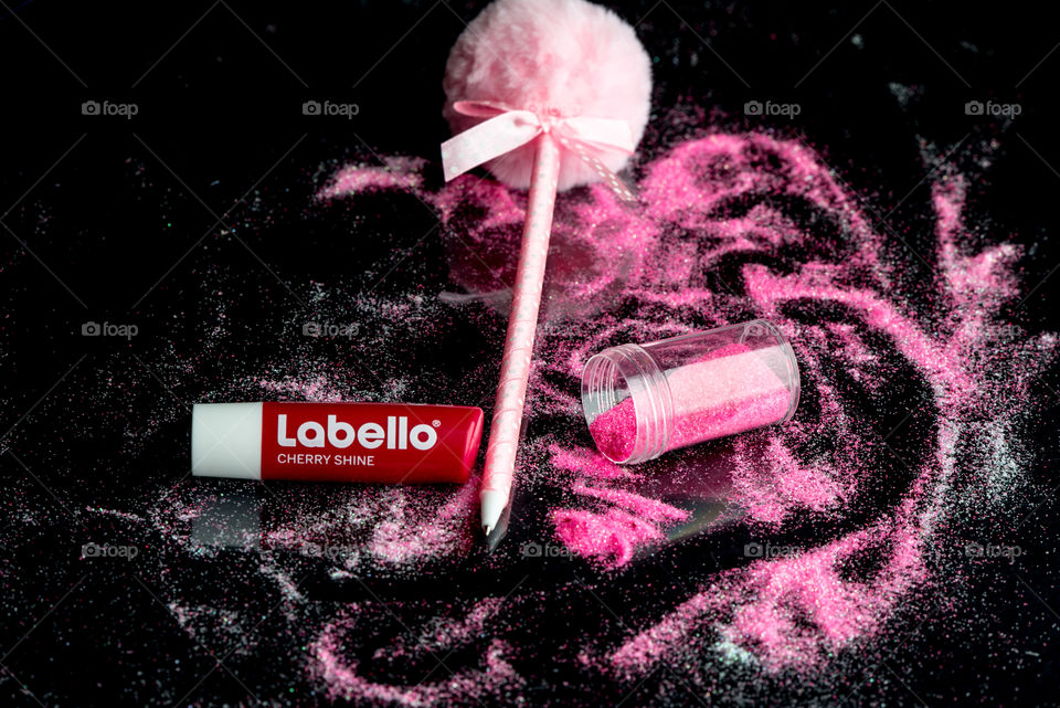 pink new year's eve with labello