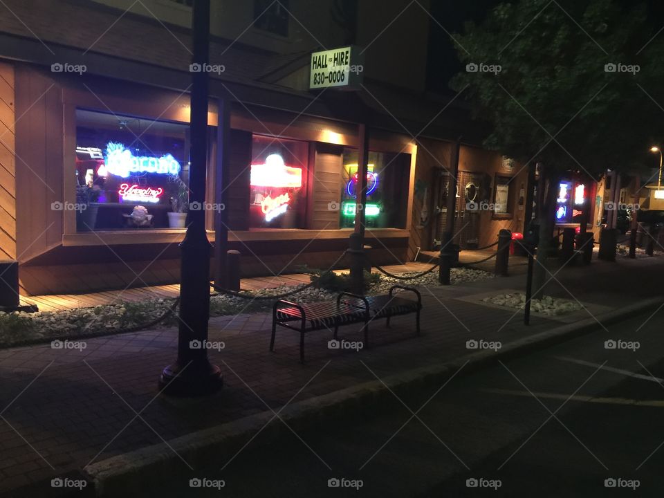 Night _city  bar 