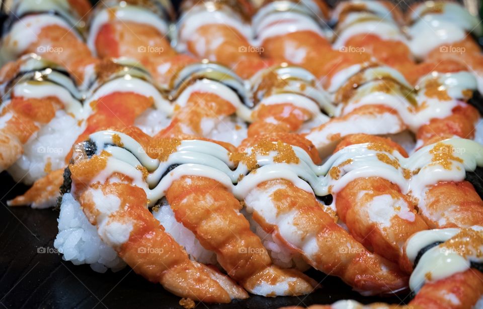 Fusion sushi of Thailand street food