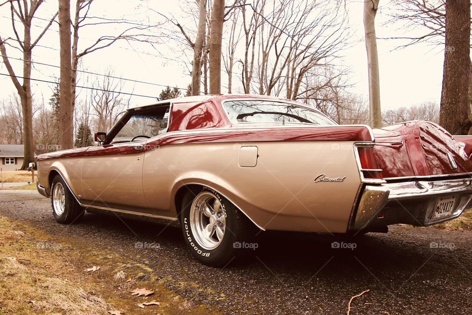 Vintage 1971 Lincoln Continental retro car