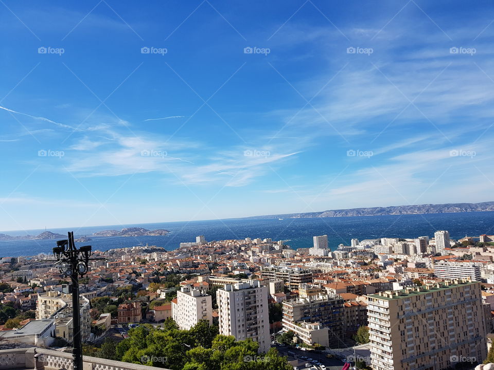 Vue de l'ensemble de la ville de Marseille