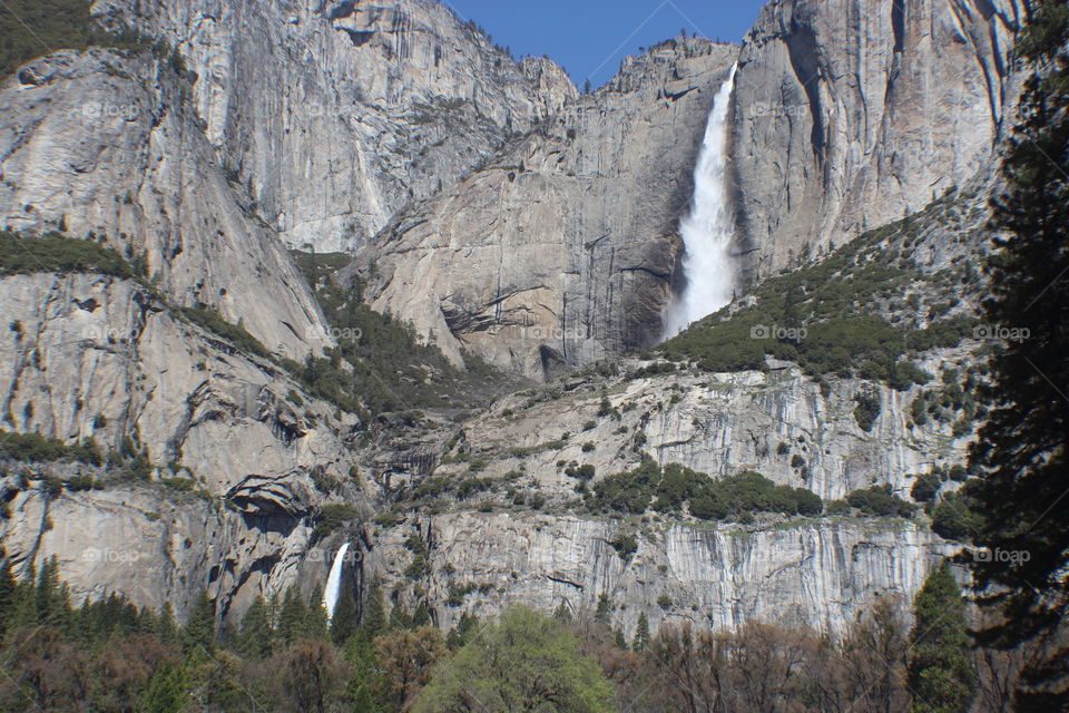 Yosemite Falls . Taken at Yosemite National park