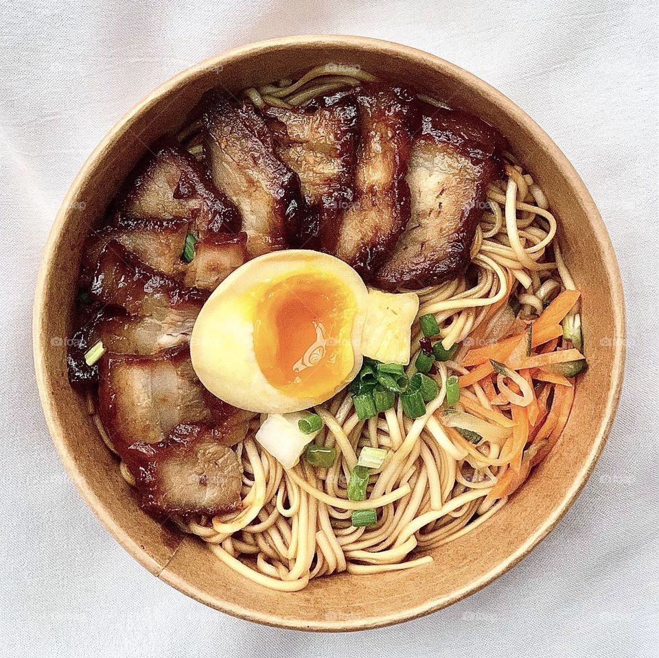 Scallion oil noodles with honey glazed char siew pork , ajitsuke egg and pickled vegetables 
