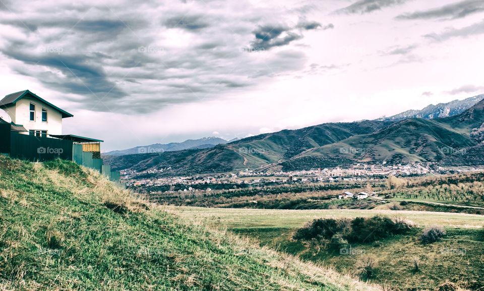 House on the edge of the mountain