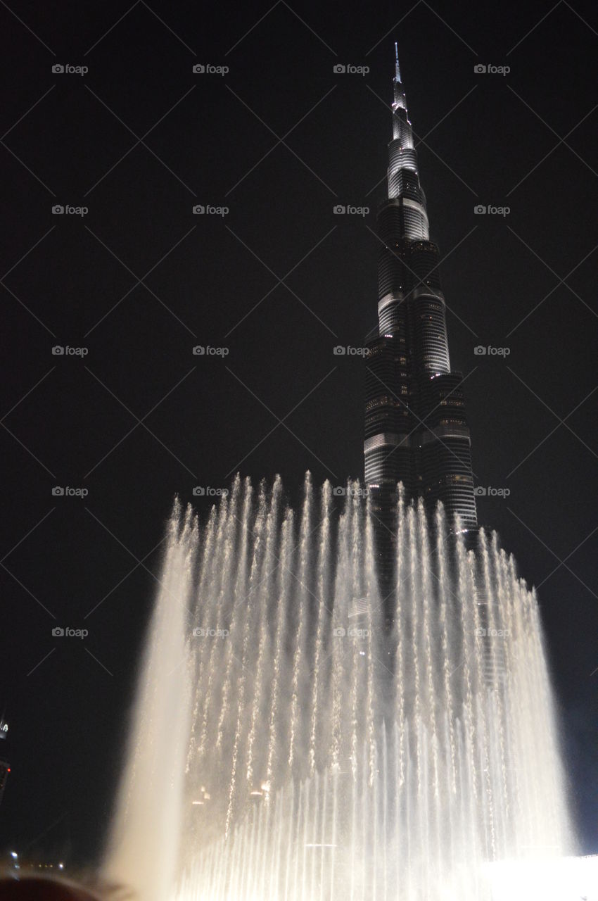 Burj Khalifa Fountain Show. Dubai Burj Khalifa with the Fountain Show