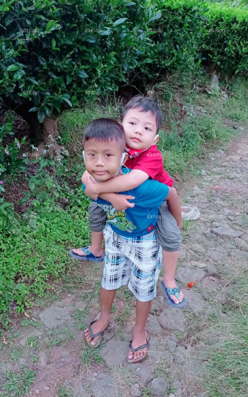 When children are playing, it looks so fun, they don't feel sad and upset