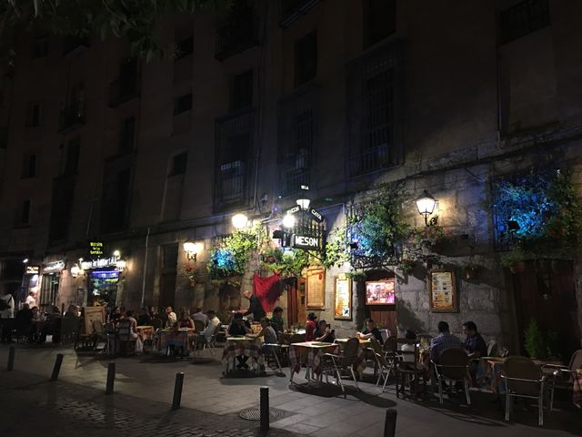 Great place to eat on the back street of Madrid