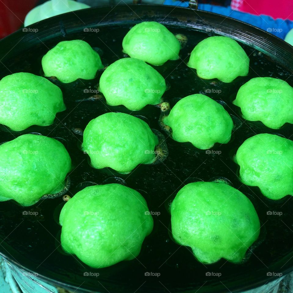 #dessert #greencolour #yummy #littlesweet #warm #sponge #goodsmell