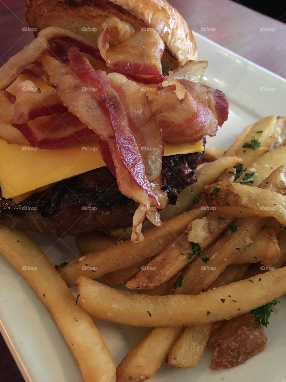 Bacon Cheeseburger 