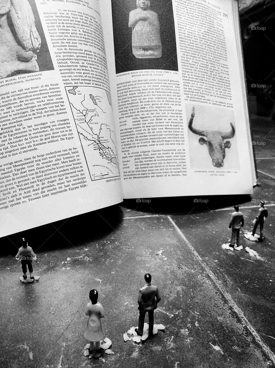 Lilliput world, encyclopedia world book