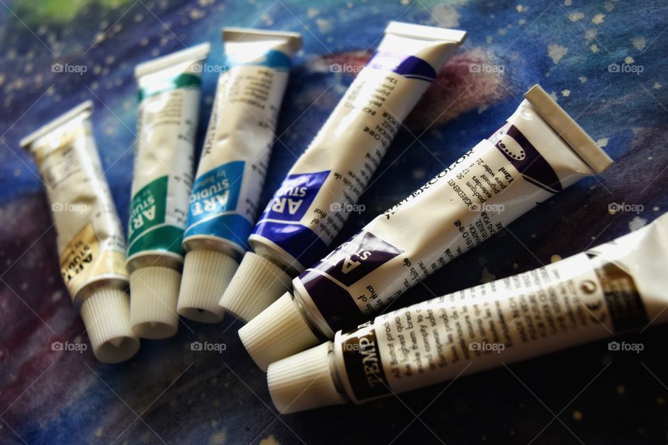 Art supplies 