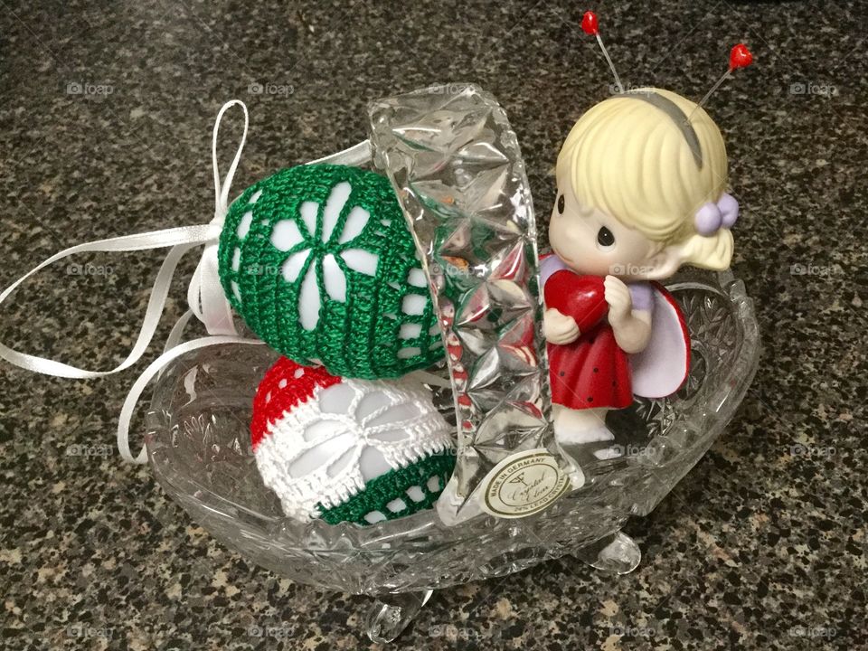 Chrystal basket with handmade Easter eggs 