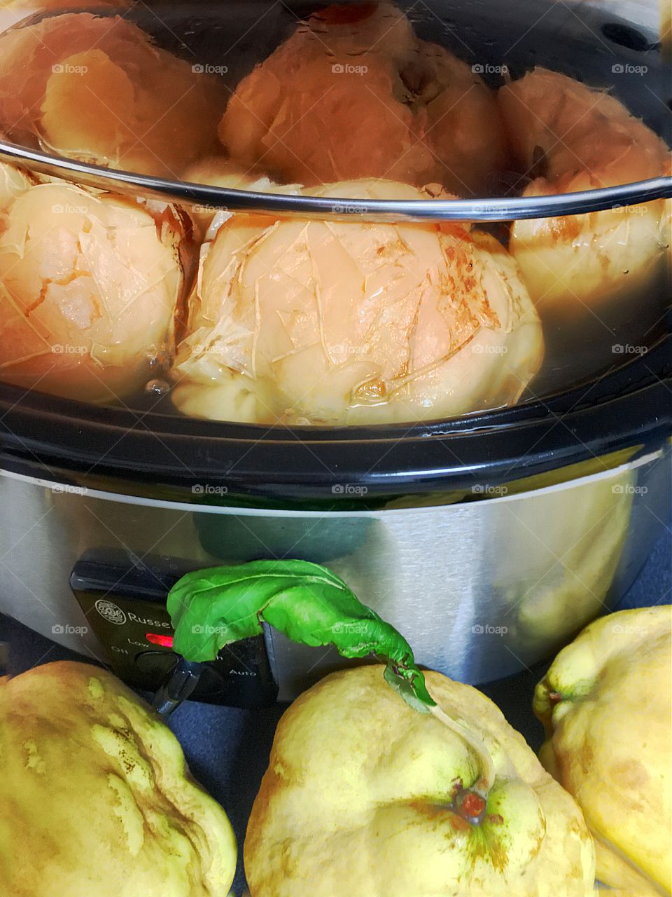 Home canning, quince fruit