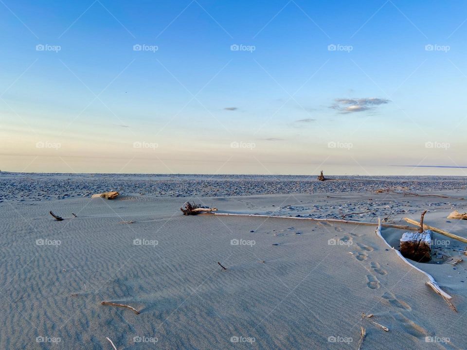 The Sandy shores of Lakes Superior in the Upper Peninsula of Michigan
