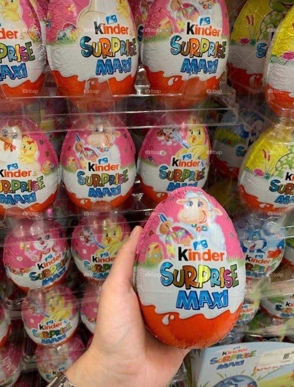 Kinder Maxi Surprise