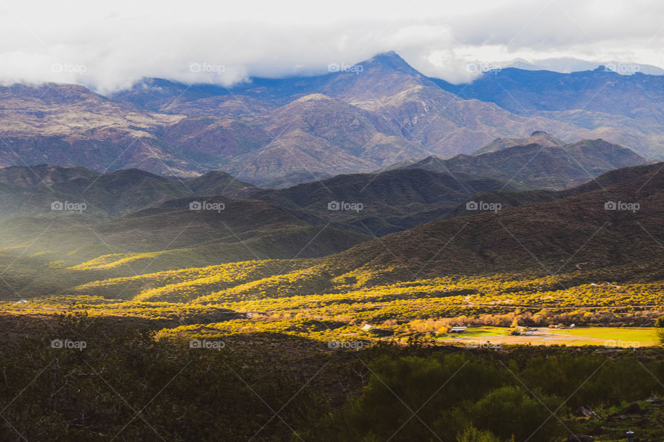 Sunlight over the valley 