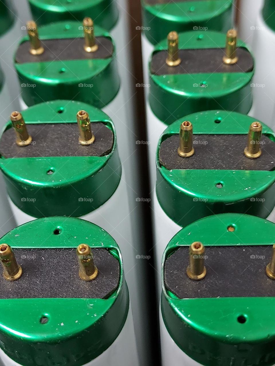 fluorescent light bulbs