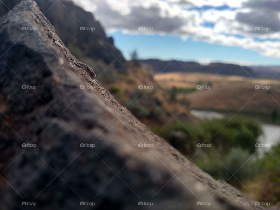 Close up of rocks by Quincy lakes.