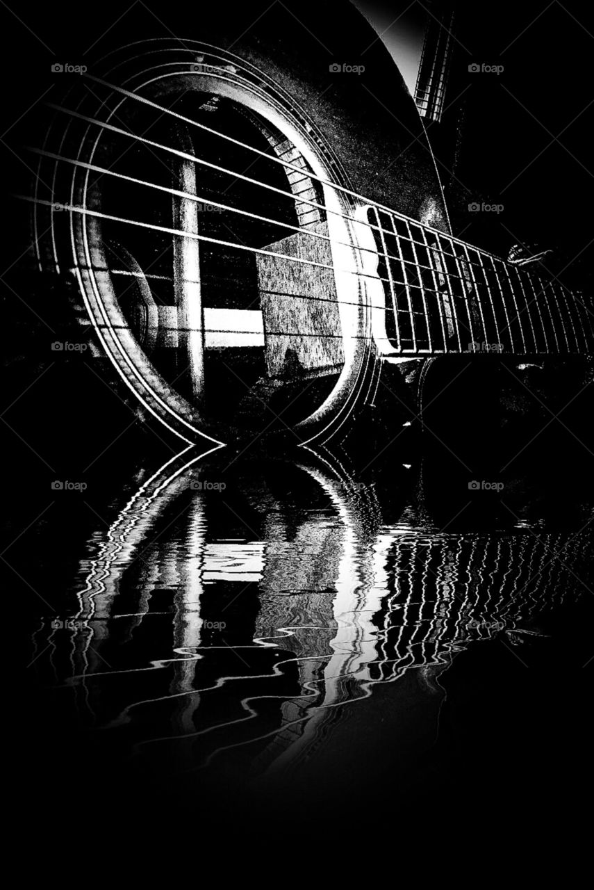 Guitar reflection 