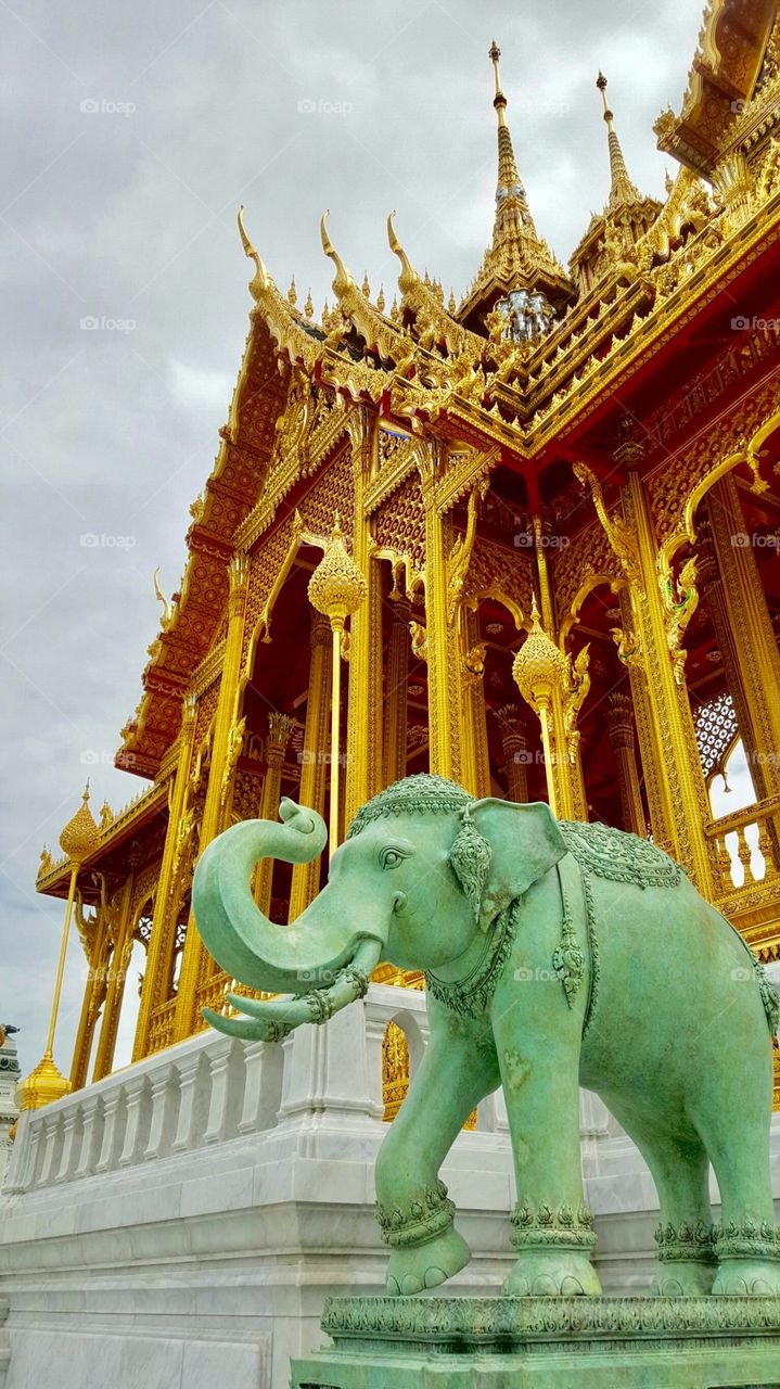 Thai culture: elephant and castle 