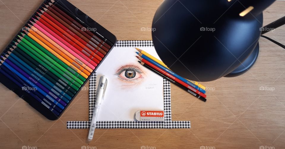 Here's my drawing of an eye. I achieved this look using the 'Arteza' coloured pencils. This is also my 'Flat Lay' piece for the mission :)