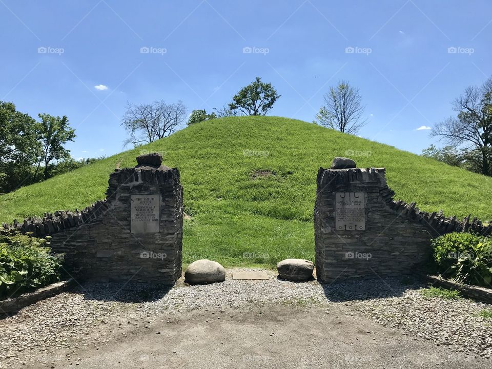 Shrum Mound Ancient burial ground in Ohio 