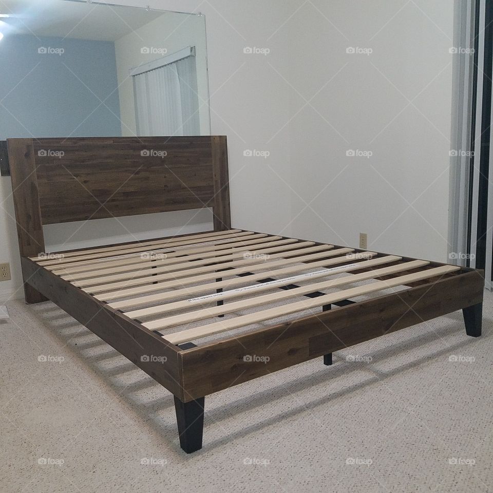 REFURBISHING FOR A CLIENT 
, CHECK OUT THIS BAD ASS, MODERN STYLE RUSTIC LOW BED FRAME 😎
