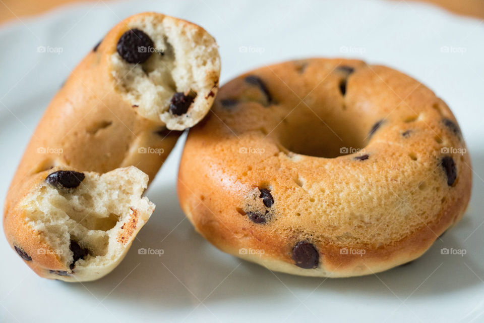 Chocolate chip banana donuts 