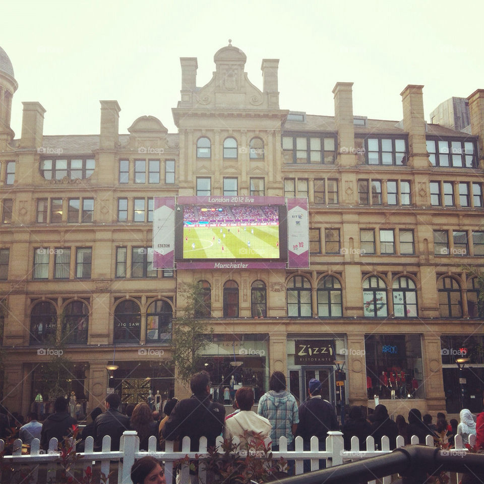 summer uk crowd manchester by kaykay91