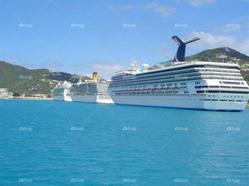 Cruise ship's at the virgin islands